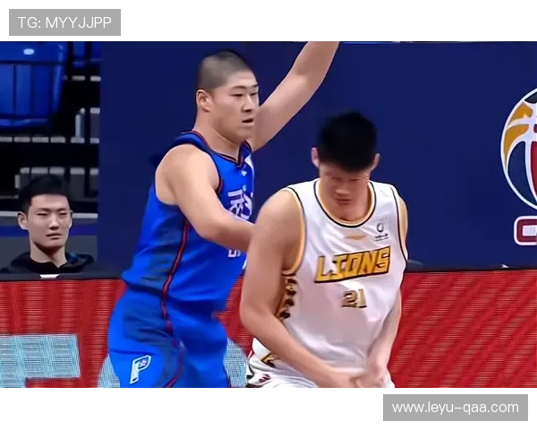 保罗·班切罗突破带动进攻效率显著提升对阵同届新秀