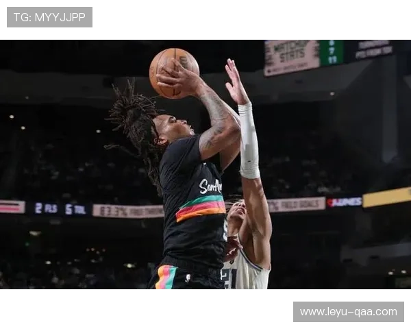 斯蒂芬·卡斯尔无球跑动提升活跃度显著优于队内锋线