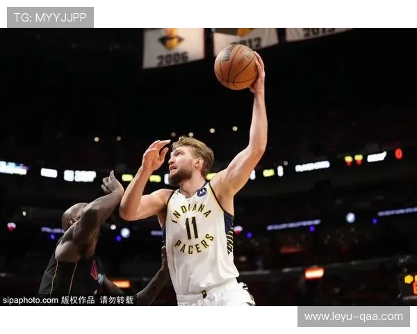 希罗无球跑位牵制内线提升外线威胁比上季更明显