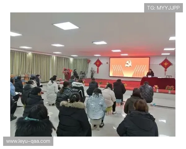 踩踏犯规判罚标准解读:何时算犯规裁判才会吹哨? 踩踏犯规判罚标准解读:何时算犯规裁判才会吹哨?